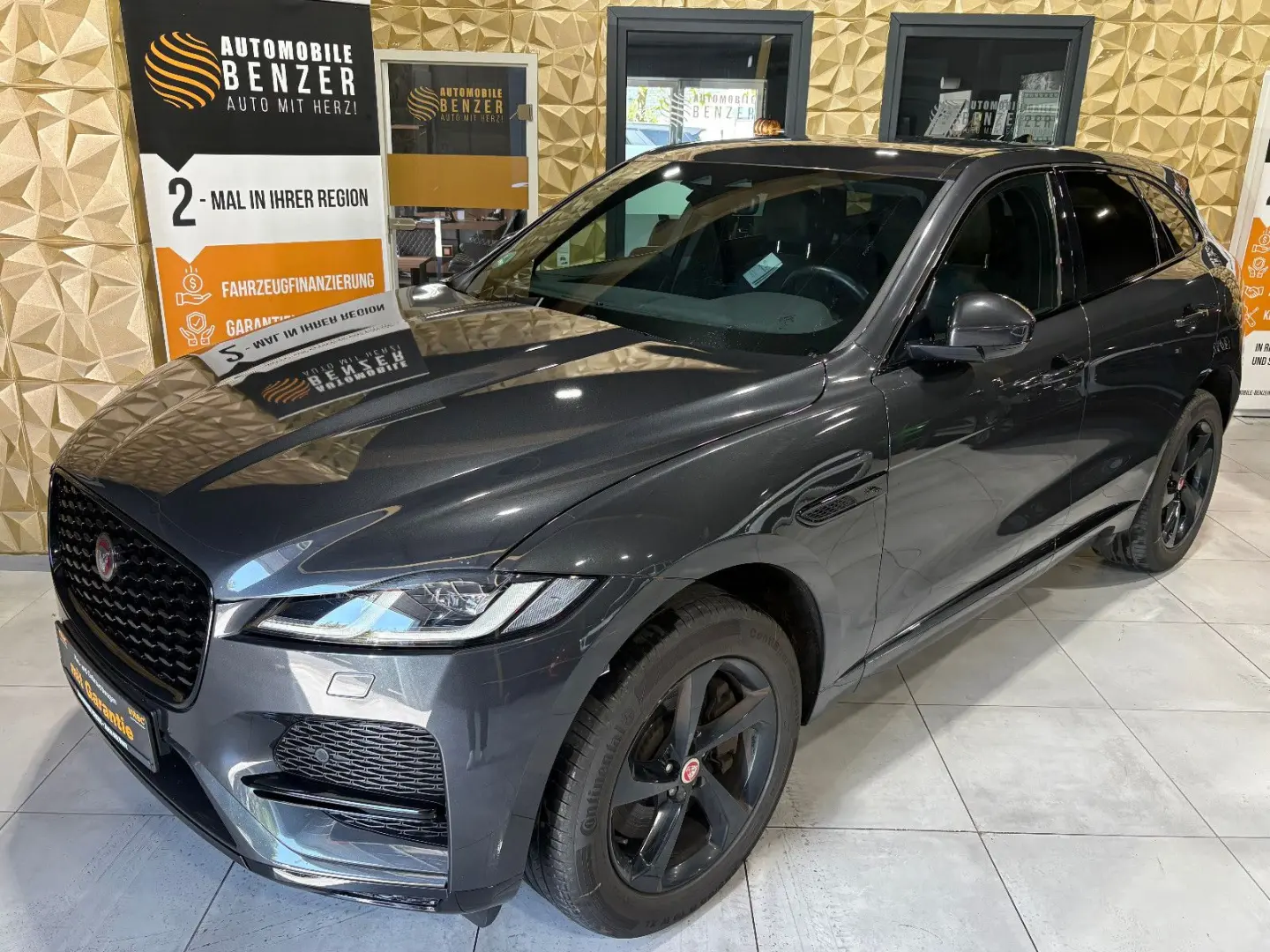 F-PACE Basis AWD Plug-In Hybrid/P400e/MEMORY/NAV