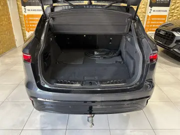 F-PACE Basis AWD Plug-In Hybrid/P400e/MEMORY/NAV