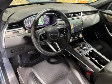 F-PACE Basis AWD Plug-In Hybrid/P400e/MEMORY/NAV