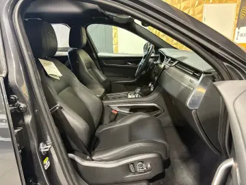 F-PACE Basis AWD Plug-In Hybrid/P400e/MEMORY/NAV