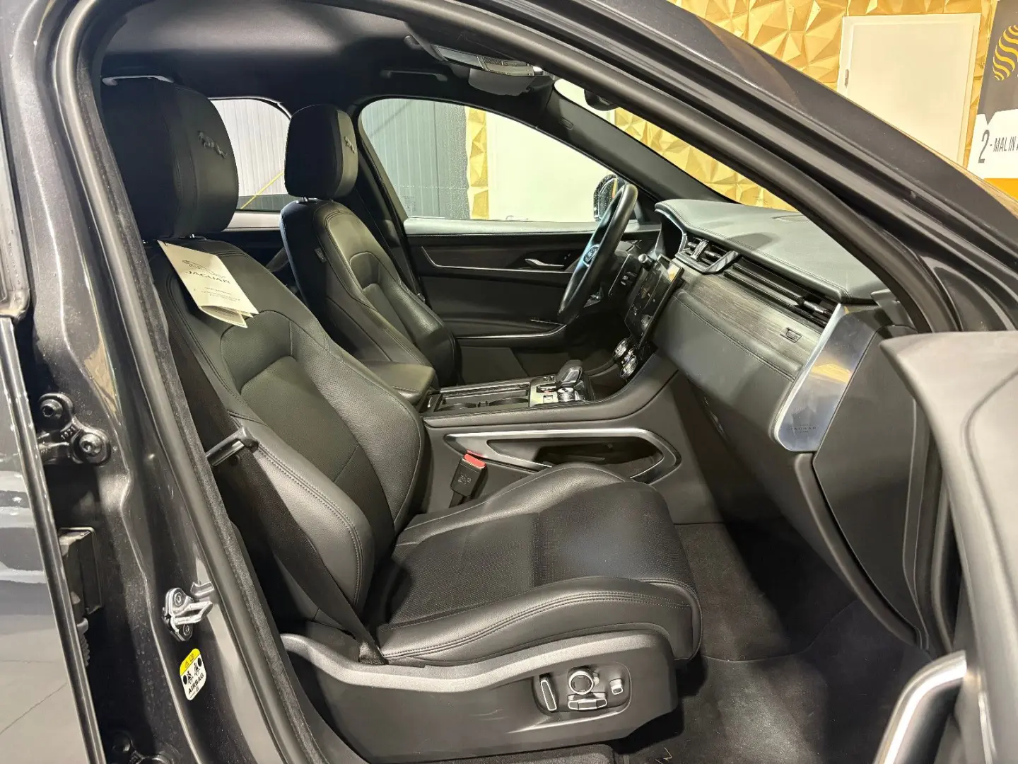F-PACE Basis AWD Plug-In Hybrid/P400e/MEMORY/NAV