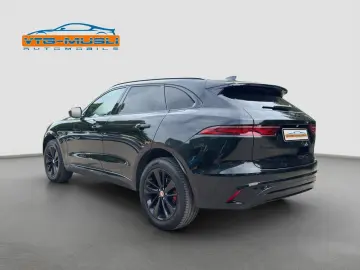 F-Pace R-Dynamic Black AWD