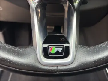 F-Pace R-Dynamic Black AWD
