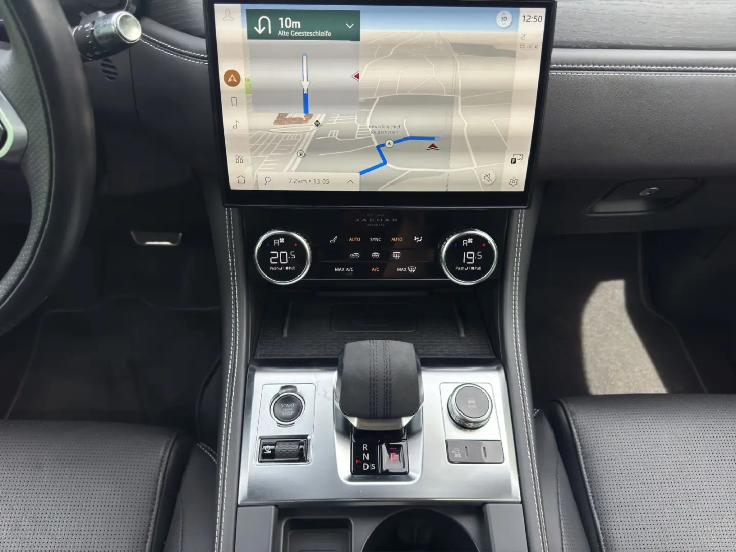 F-Pace R-Dynamic Black AWD