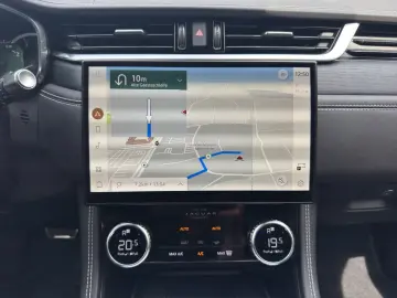 F-Pace R-Dynamic Black AWD