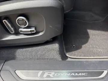 F-Pace R-Dynamic Black AWD