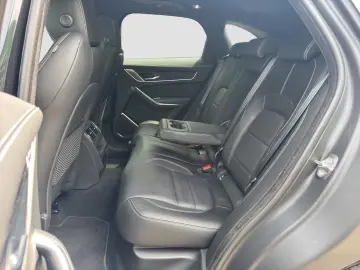 F-Pace R-Dynamic Black AWD