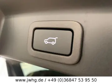 F-PACE R-Dynamic AWD Kamera AHK ACC+Spur Keyless