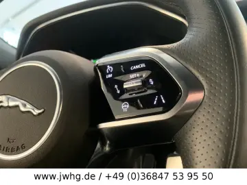 F-PACE R-Dynamic AWD Kamera AHK ACC+Spur Keyless