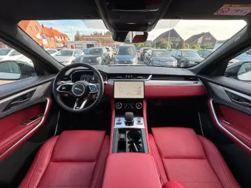 F-Pace P400e R-Dynamic S AWD Hybrid HuD+LED+Kam