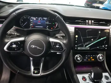 F-Pace R-Dynamic AWD S Aut. LED/Navi