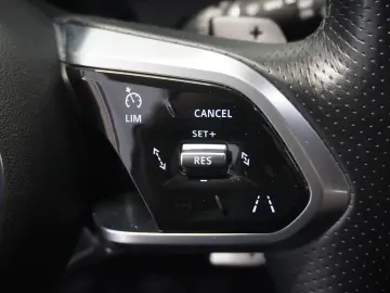 F-Pace R-Dynamic AWD S Aut. LED/Navi