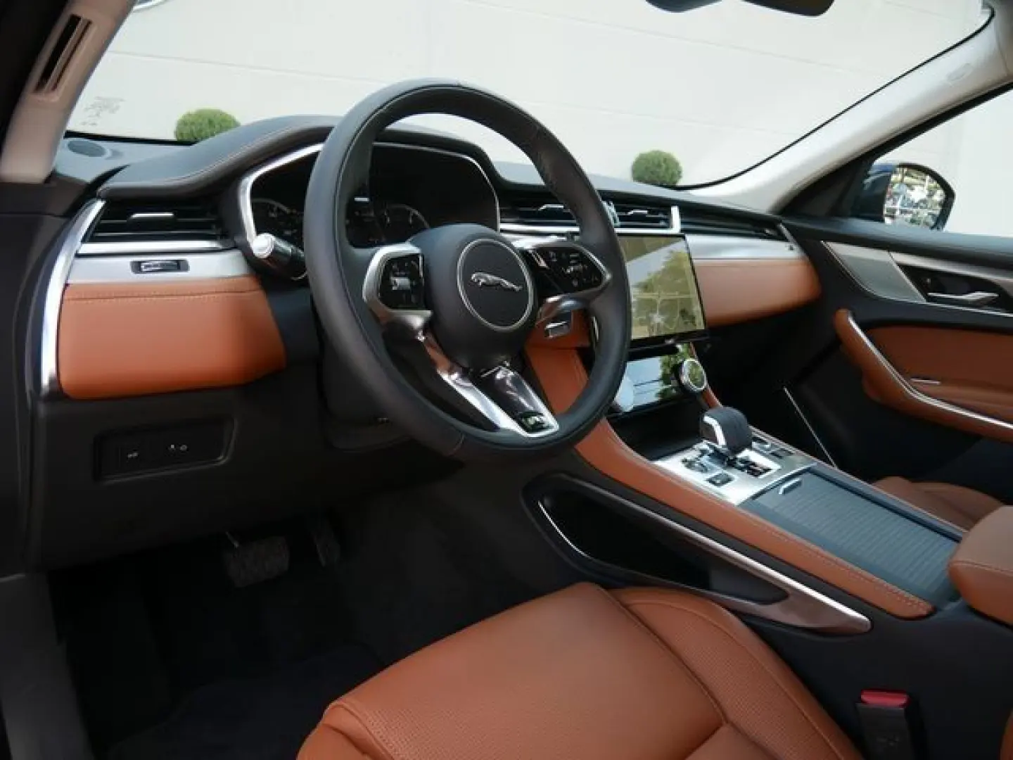 F-Pace D200 R-Dynamic S AHK Keyless GO