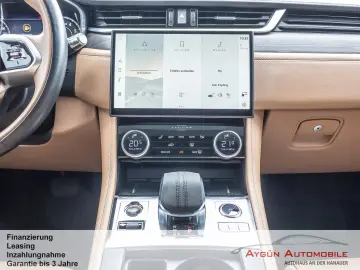 F-PACE P400e AWD S*Panorama*Keyless*Black-Pack*