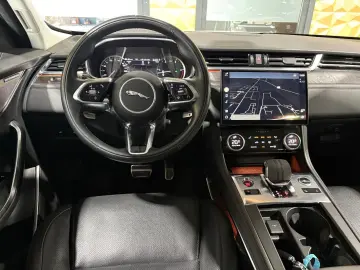 F-PACE SE AWD/D300/MEMORY/MASSAGE/APPLE/NAVI/KAM