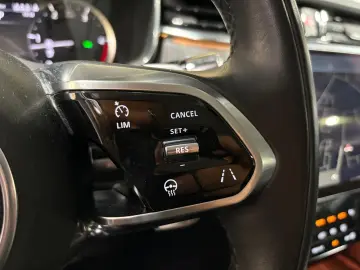 F-PACE SE AWD/D300/MEMORY/MASSAGE/APPLE/NAVI/KAM