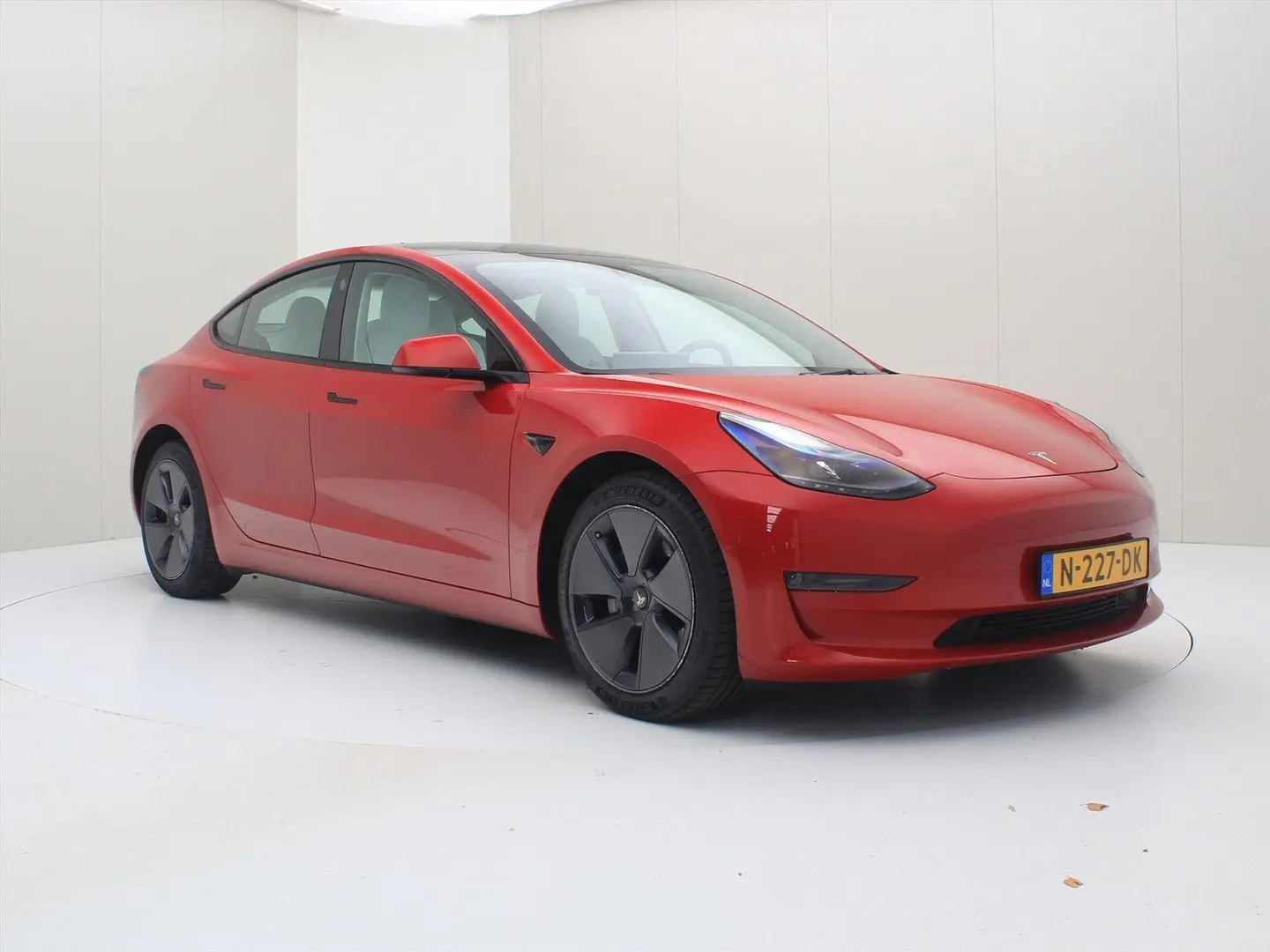 Model 3 Long-Range AWD