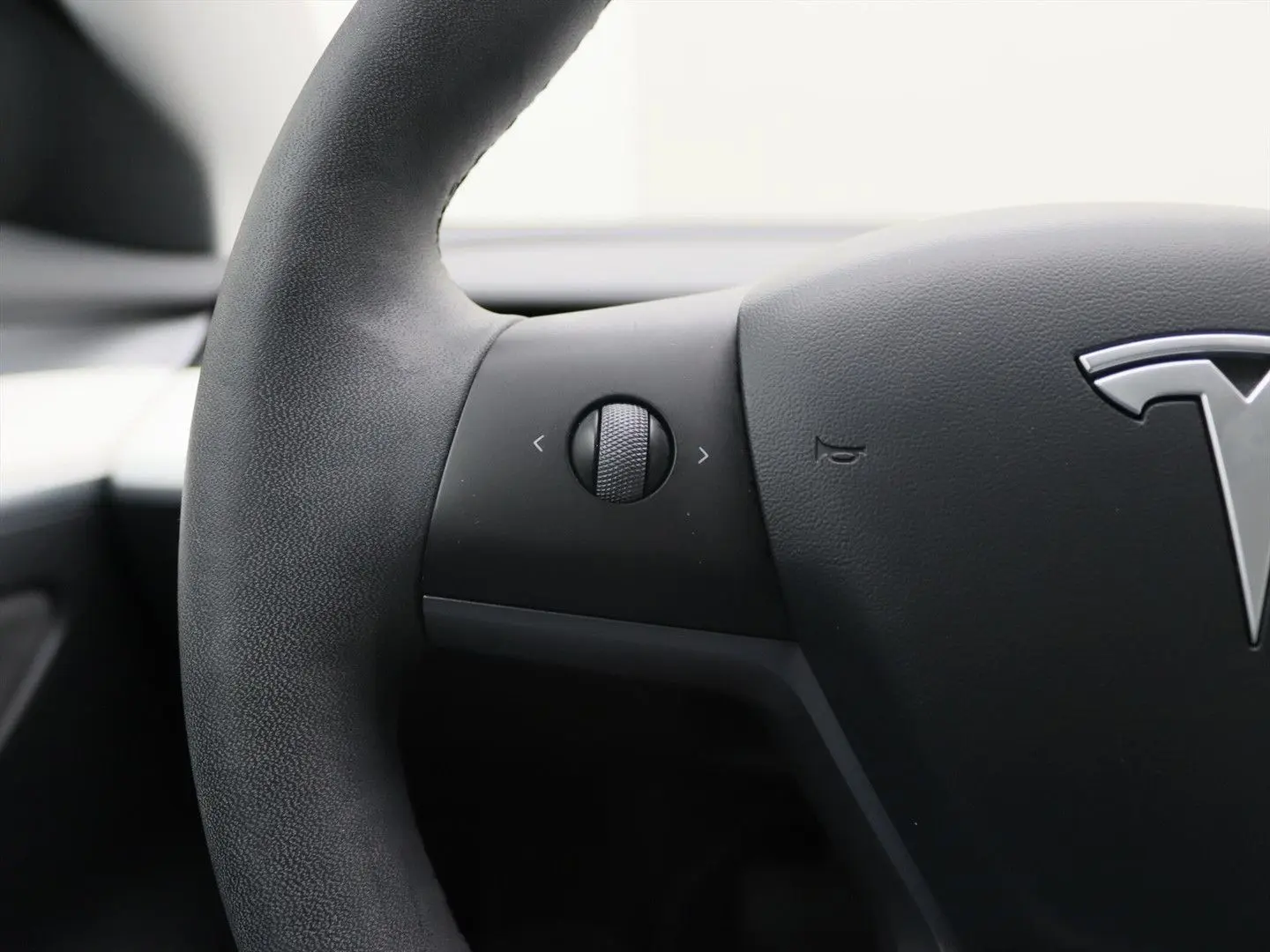 Model 3 Long-Range AWD