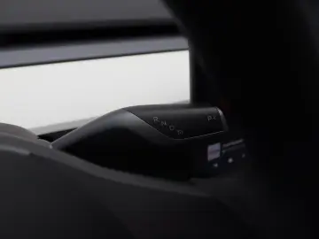 Model 3 Long-Range AWD