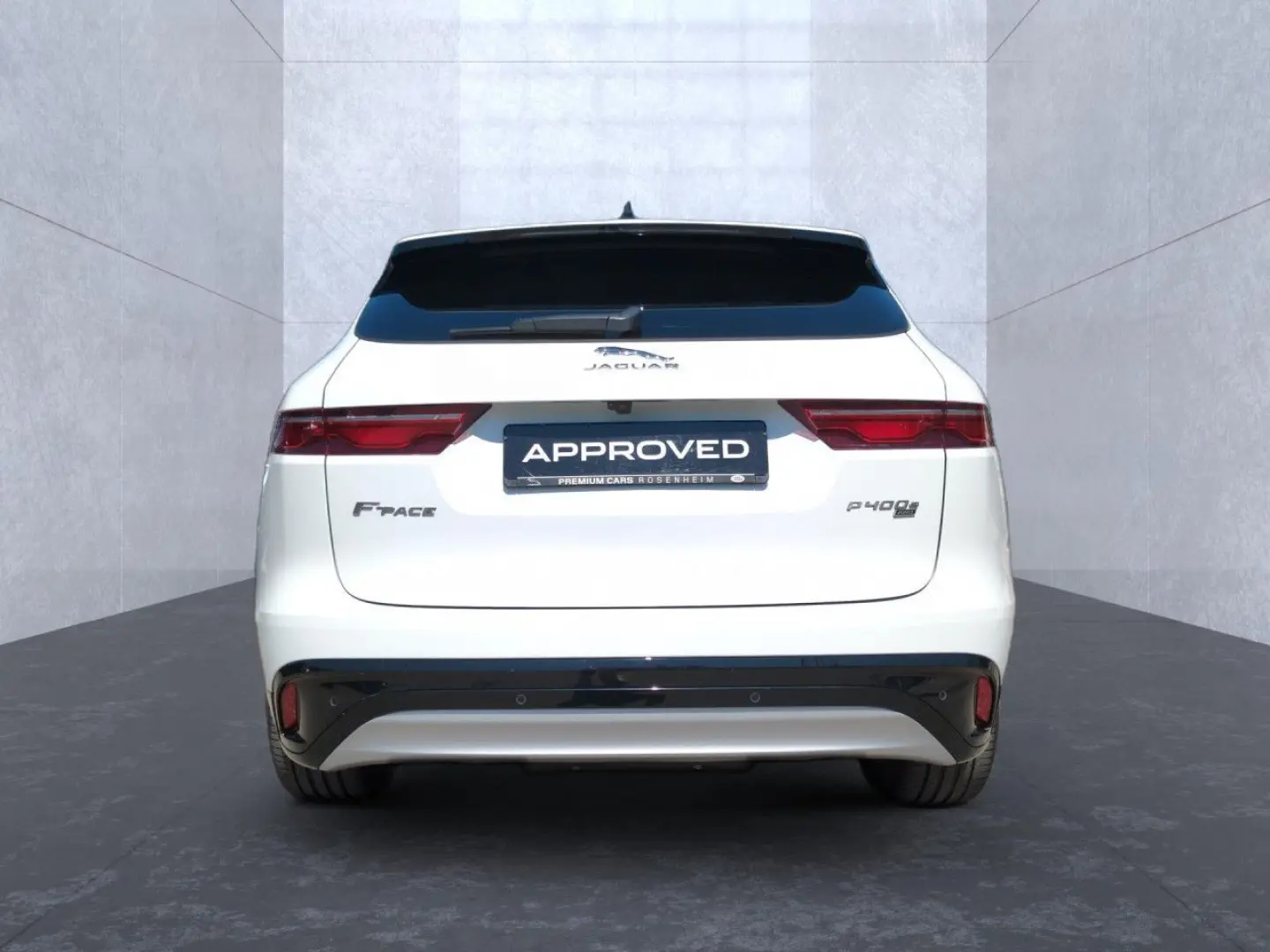 F-Pace P400e S AWD HeadUp/Meridian/Winter Kamera