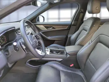F-Pace P400e S AWD HeadUp/Meridian/Winter Kamera