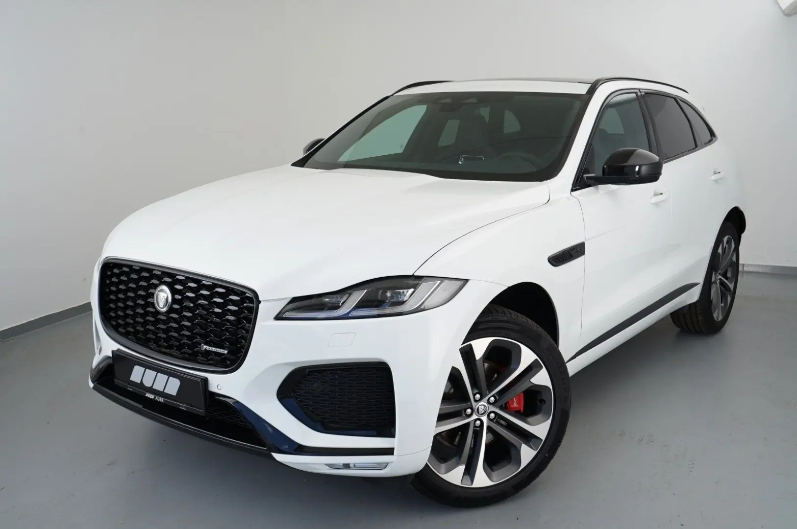 F-Pace D200 AWD AHK Pano ACC