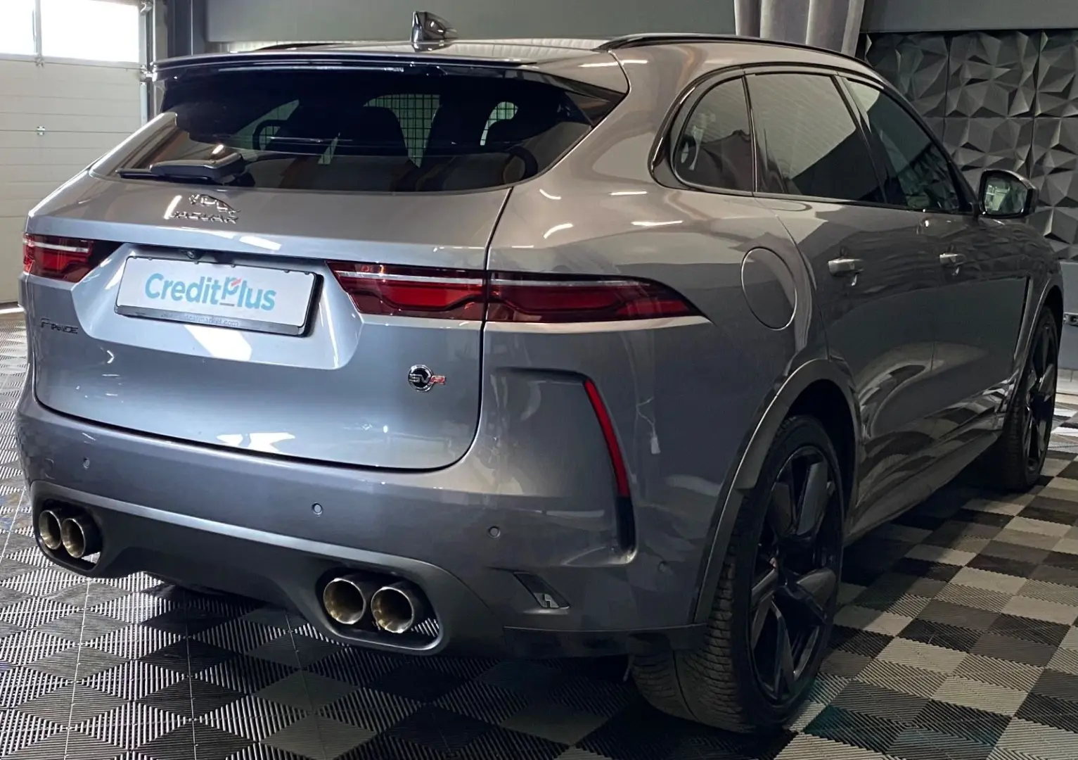 F-Pace 550 SVR AWD, Head Up, ACC, LED, Navi,