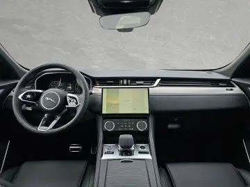 F-Pace P250 AWD R-Dynamic SE