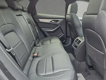 F-Pace P250 AWD R-Dynamic SE