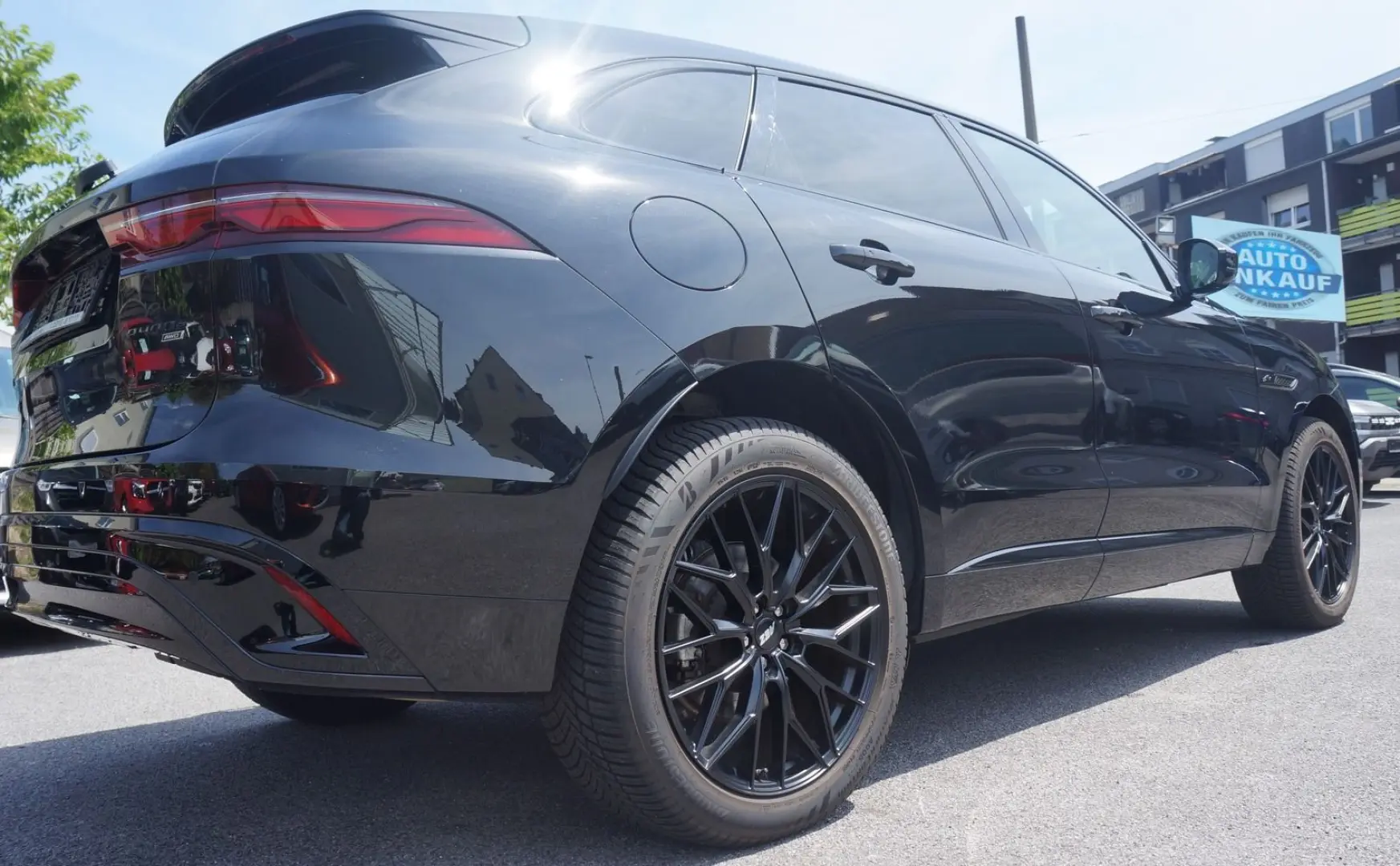 F-PACE P400e R-DynamicS AWD Plug-In Hybrid 21Zol