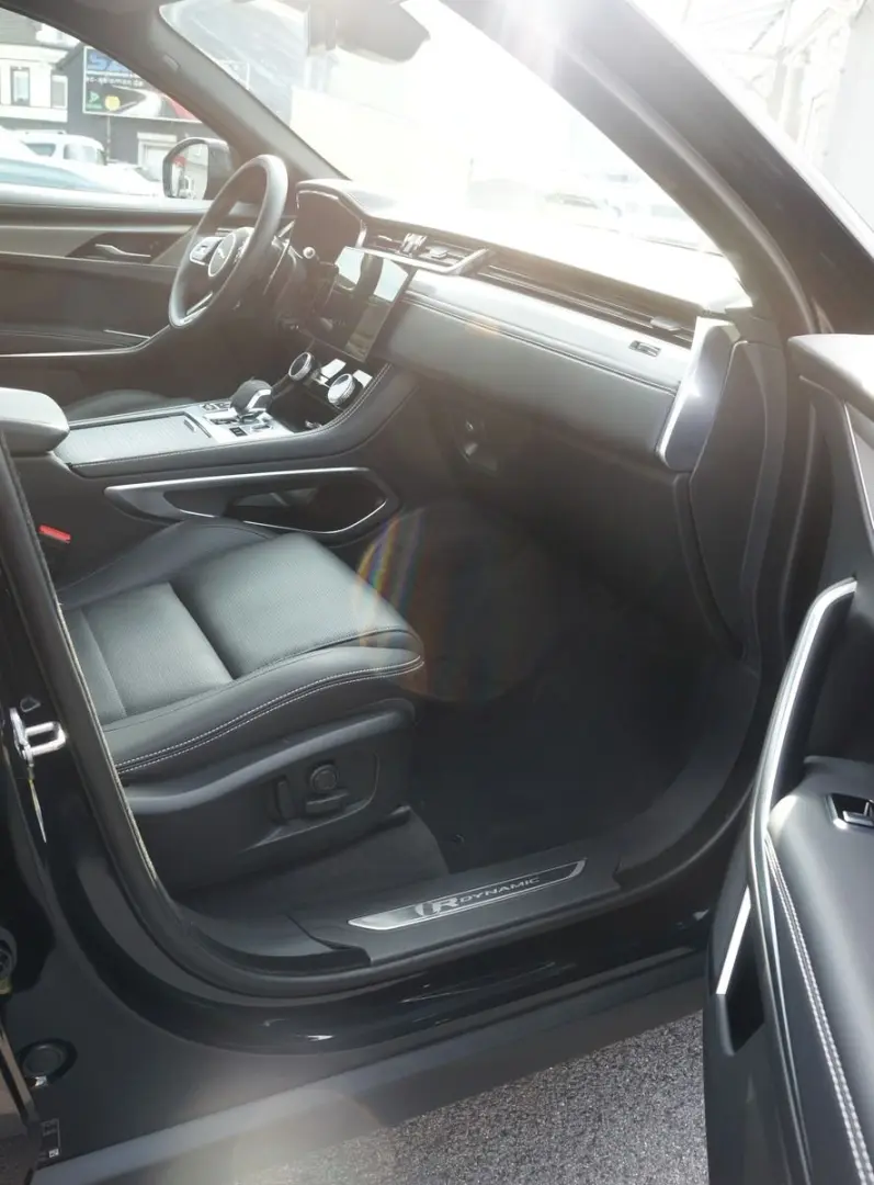 F-PACE P400e R-DynamicS AWD Plug-In Hybrid 21Zol