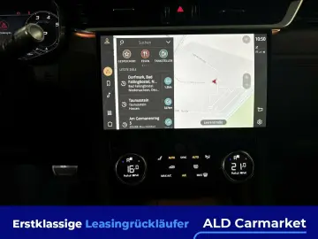 F-Pace P550 AWD SVR Geschlossen, 5-türig, Automa