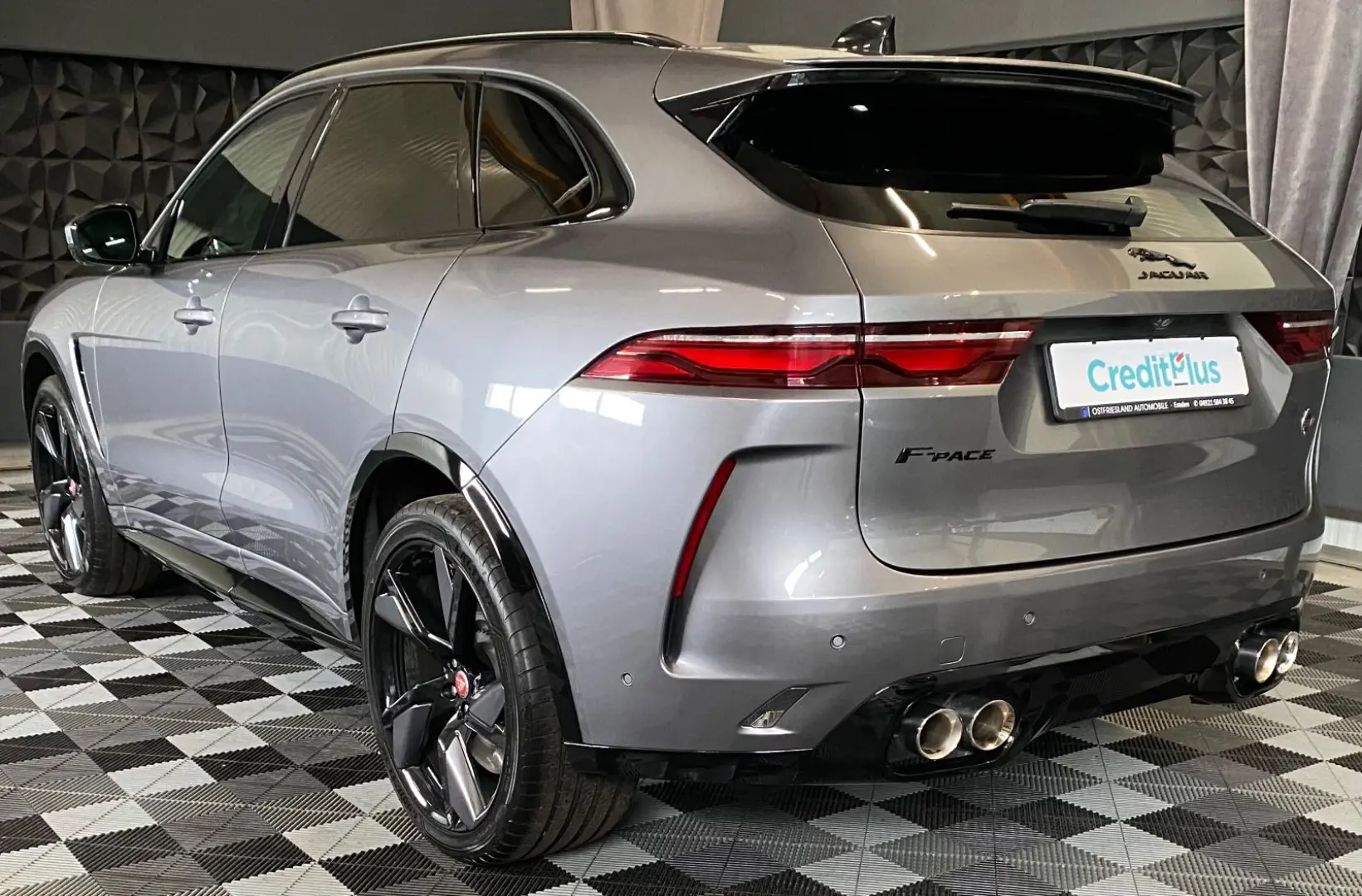 F-Pace P550 SVR V8 AWD,ACC,Digitales Cockpit,AHK