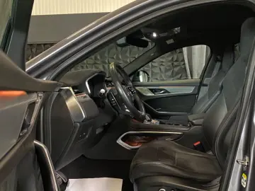 F-Pace P550 SVR V8 AWD,ACC,Digitales Cockpit,AHK