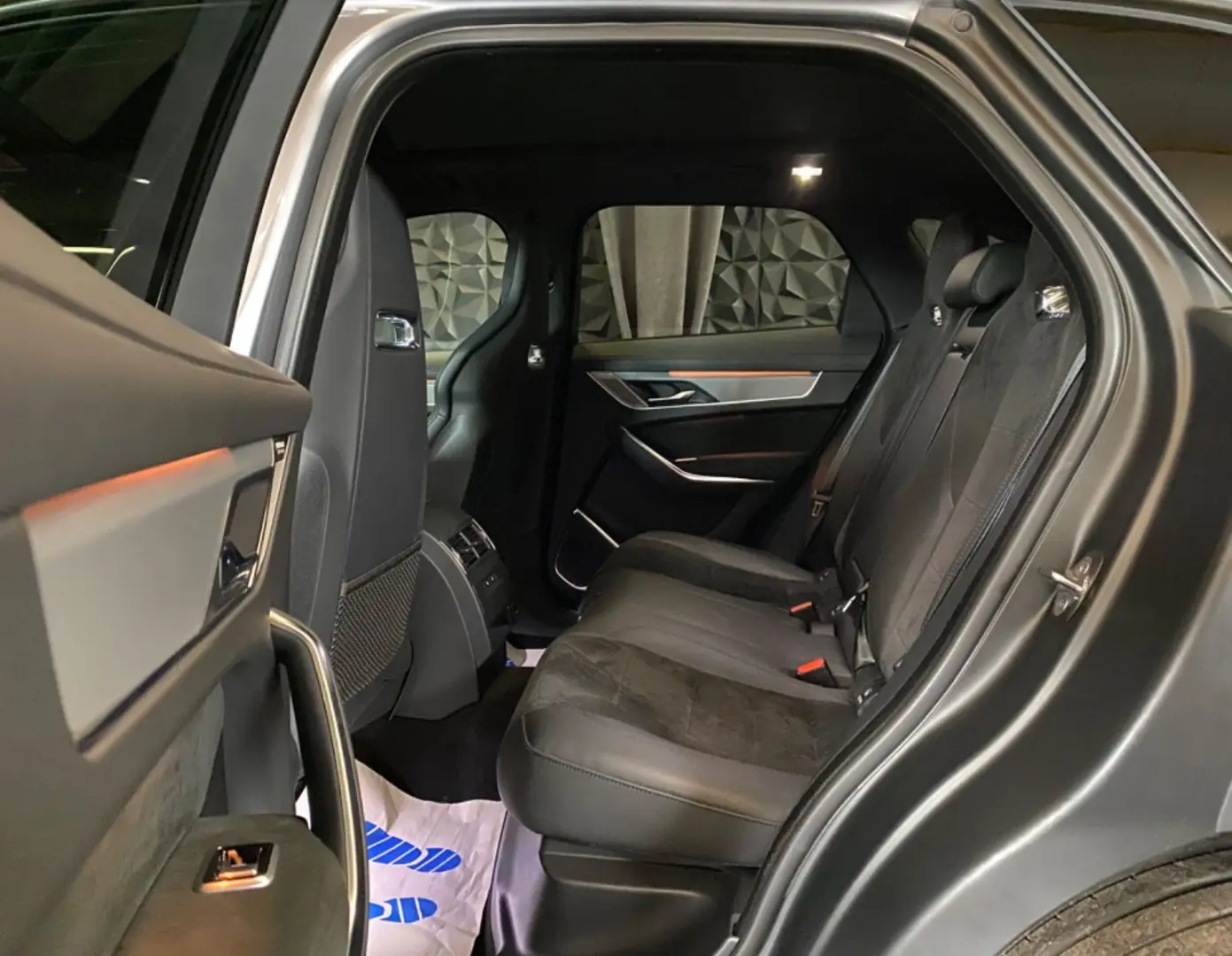 F-Pace P550 SVR V8 AWD,ACC,Digitales Cockpit,AHK