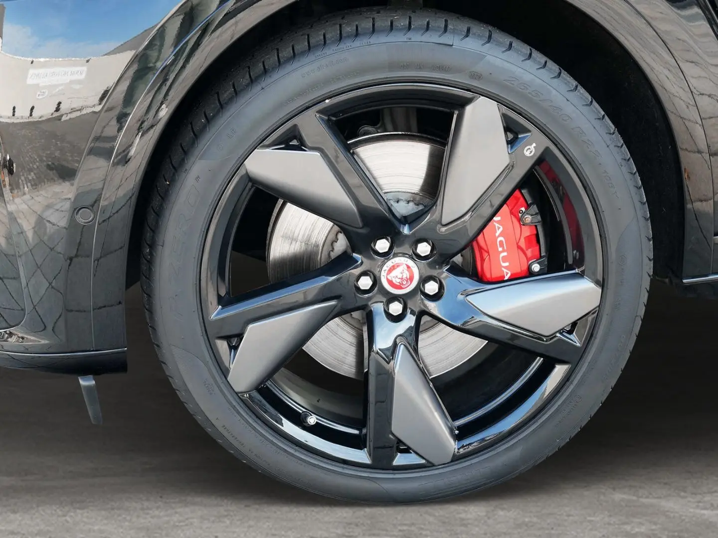 F-Pace P550 AWD SVR 5,0 V8 Kompressor