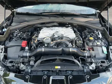 F-Pace P550 AWD SVR 5,0 V8 Kompressor