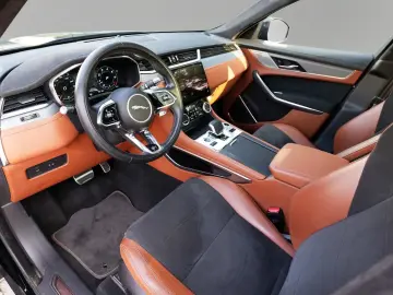 F-Pace P550 AWD SVR 5,0 V8 Kompressor