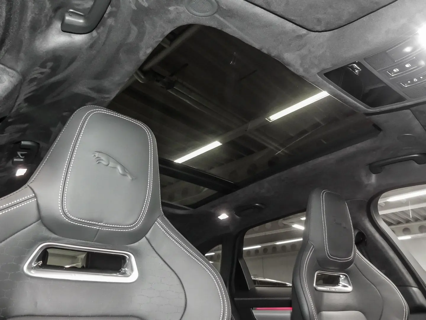 F-Pace 400 Sport AWD P400 Mild-Hybrid HUD AD Nav
