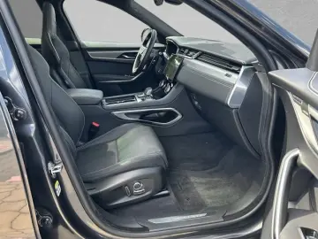 F-PACE P400 Sport 22