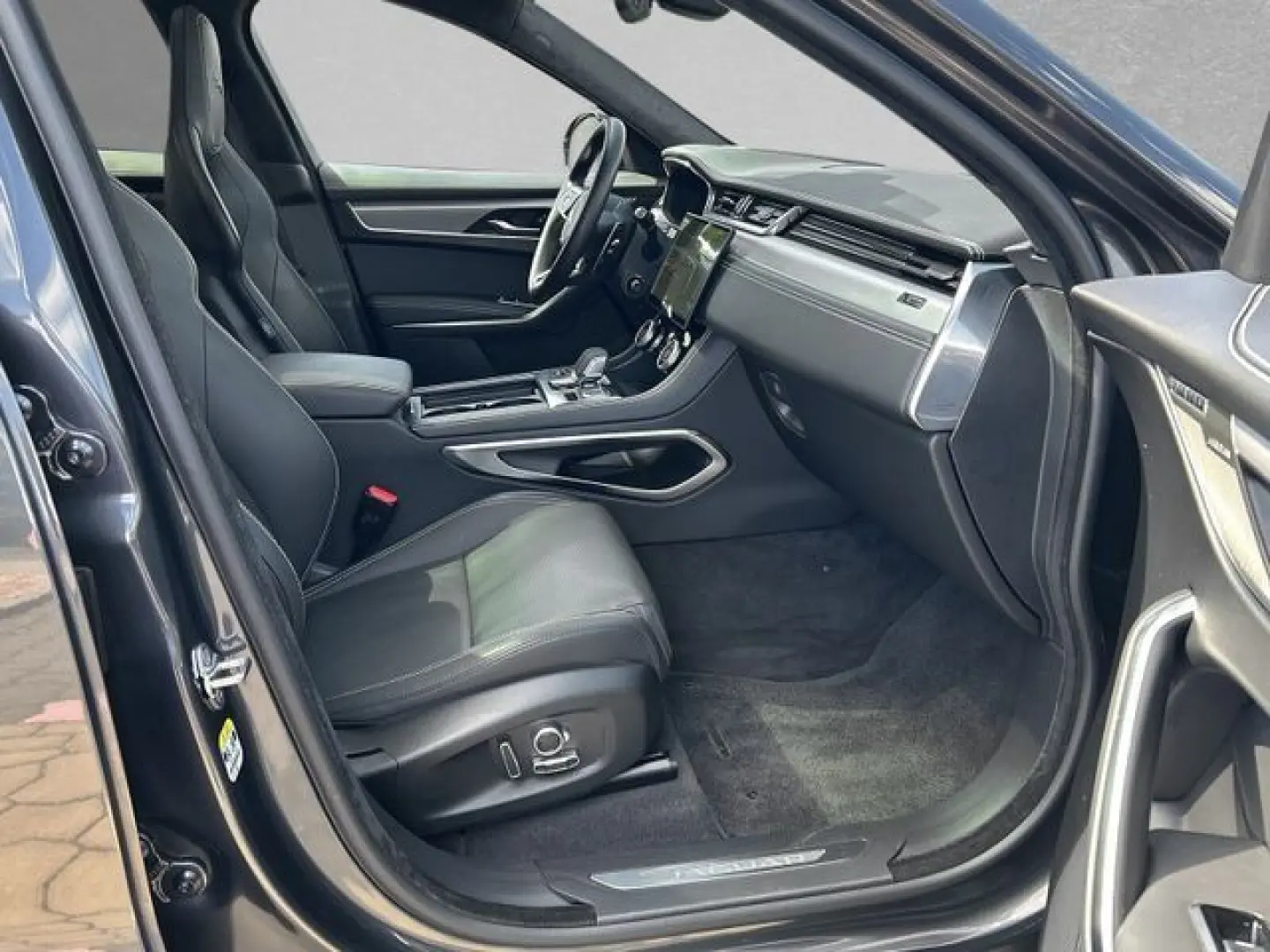 F-PACE P400 Sport 22