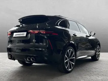 F-Pace SVR AWD P550 HUD Pano ACC Meridian