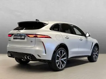 F-Pace P550 AWD SVR **MATT SILBER** 22