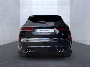 F-Pace P550 AWD SVR