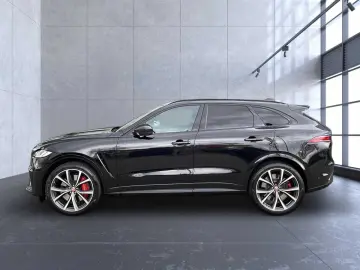 F-Pace P550 AWD SVR