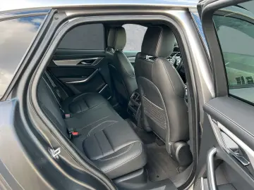 F-Pace P250 R-DYNAMIC SE AWD ACC LED 20