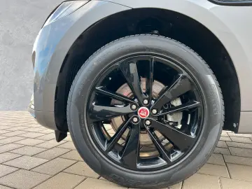 F-Pace P250 R-DYNAMIC SE AWD ACC LED 20