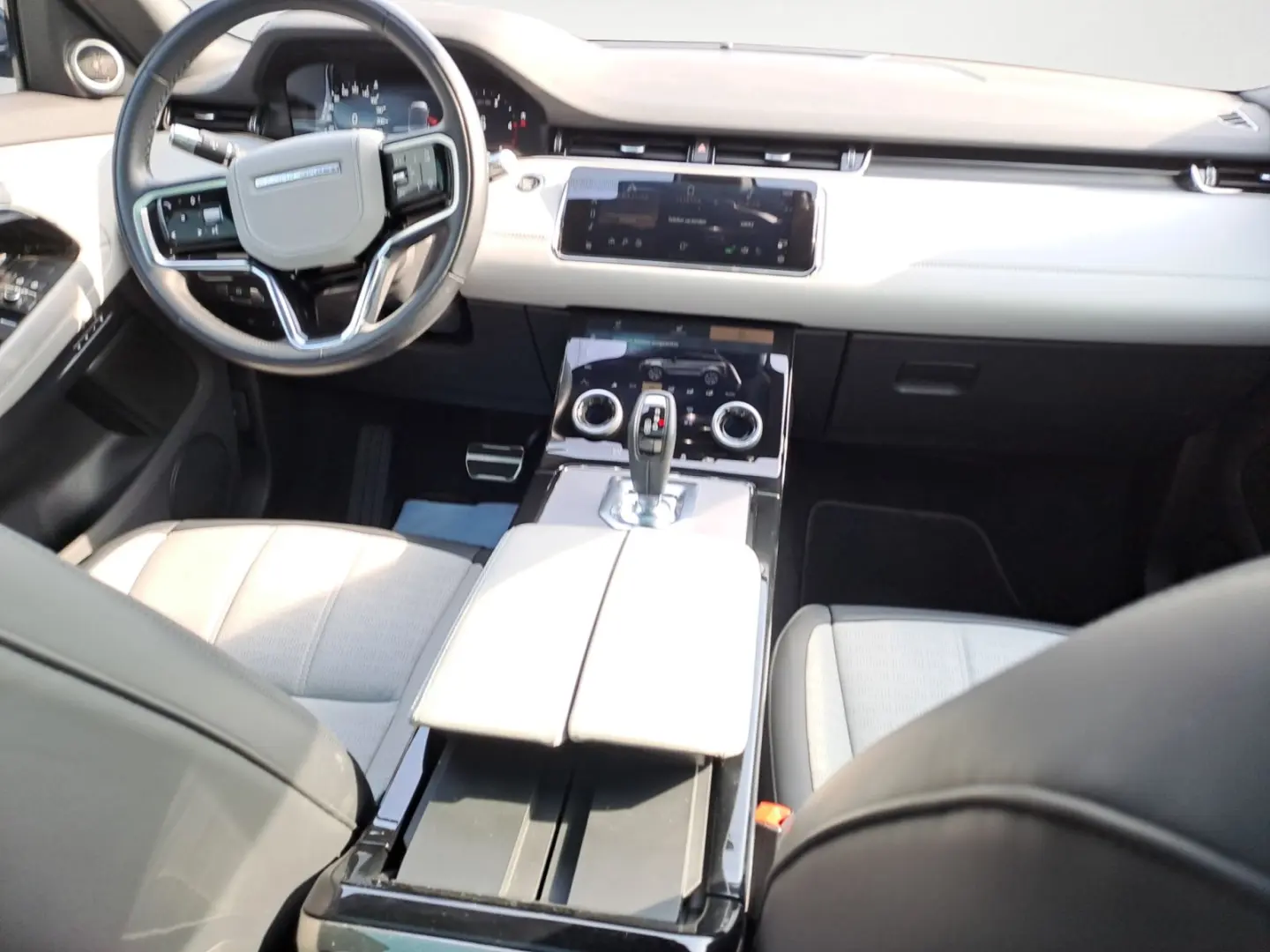 Range Rover Evoque D200 AWD R-Dynamic HSE Winter