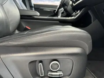 Range Rover Evoque P300e S Bluetooth Navi LED