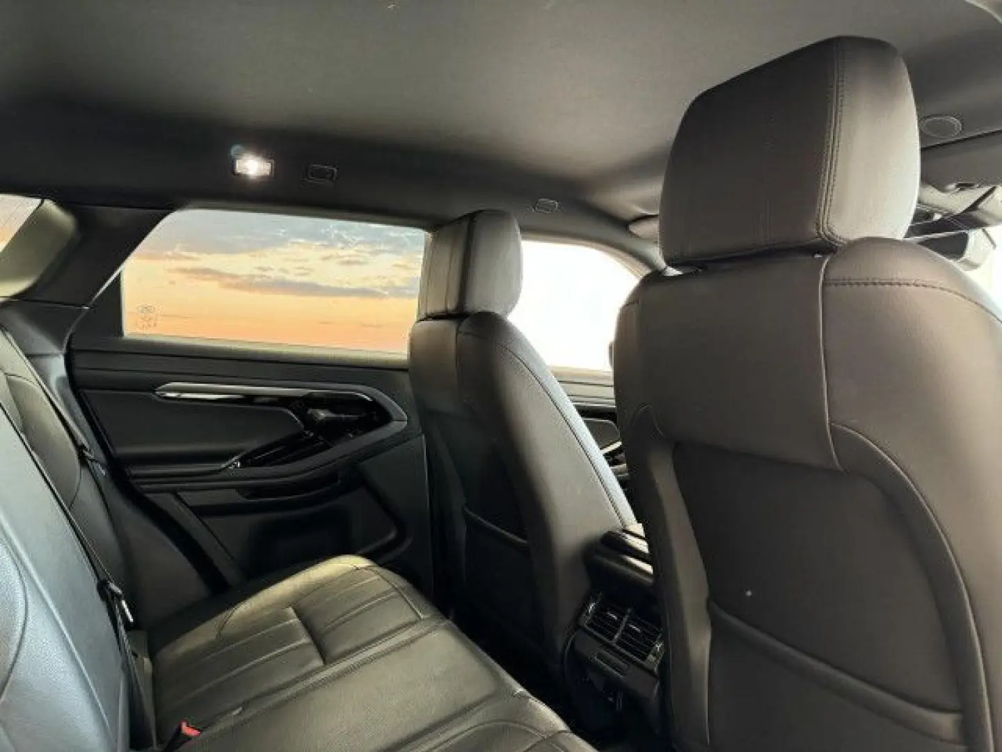 Range Rover Evoque P300e S Bluetooth Navi LED